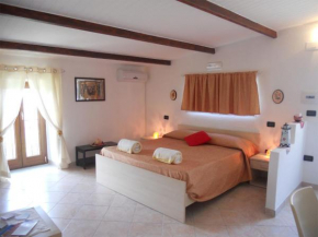 Отель Bed and breakfast Il Giardino Segreto  Ольястро-Чиленто